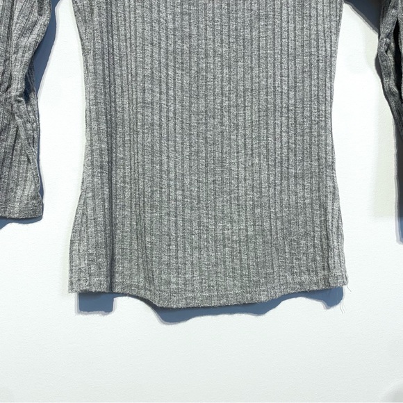 🛍️ 4 for 20$ / Garage 3/4 Sleeve Fitted Rib Tee / Grey / XS - Picture 4 of 9